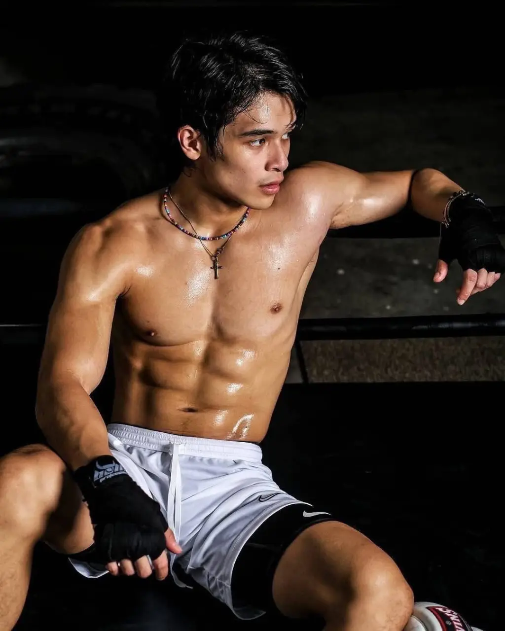 กล้ามคนหล่อ