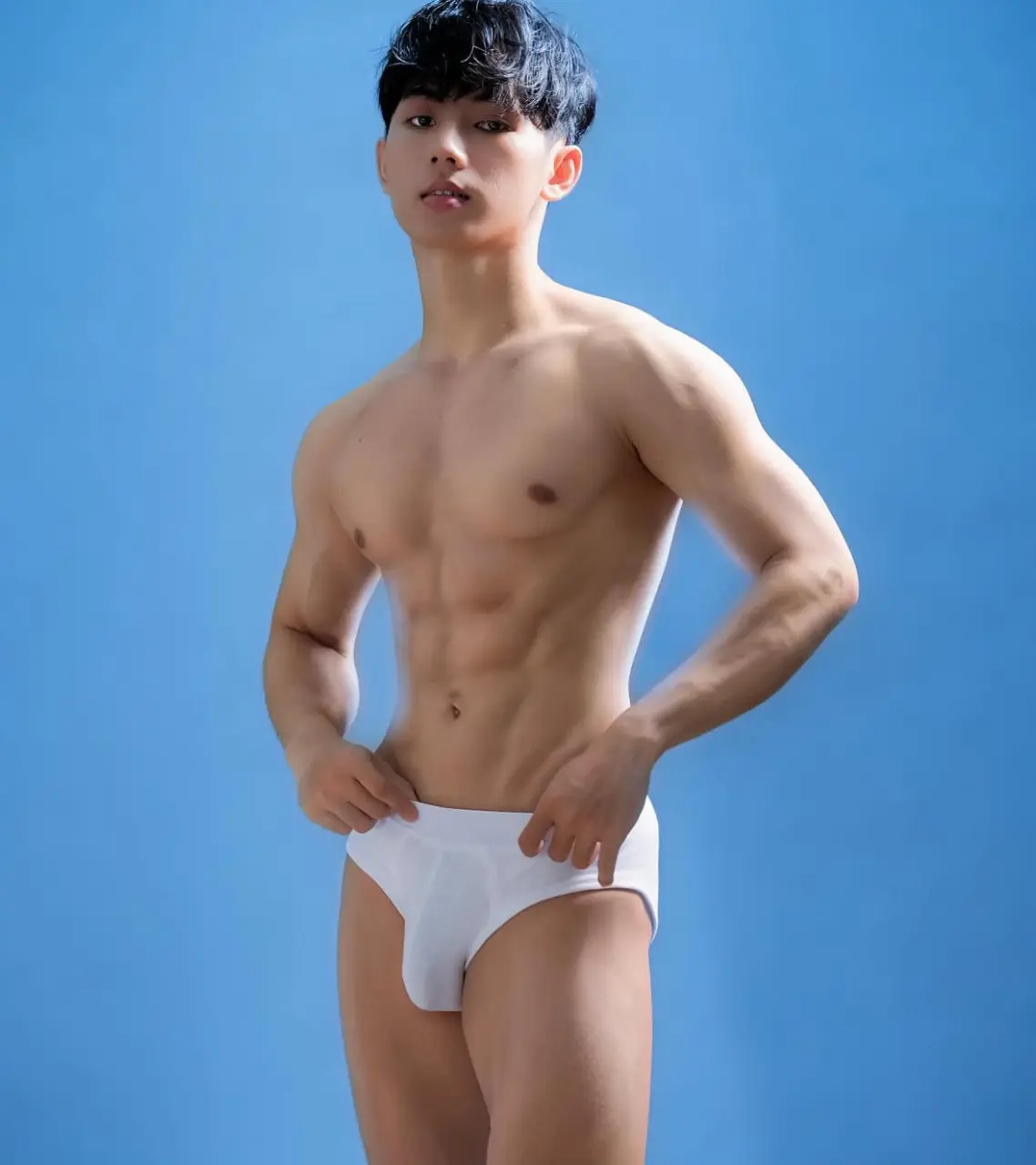 กล้ามคนหล่อ 2