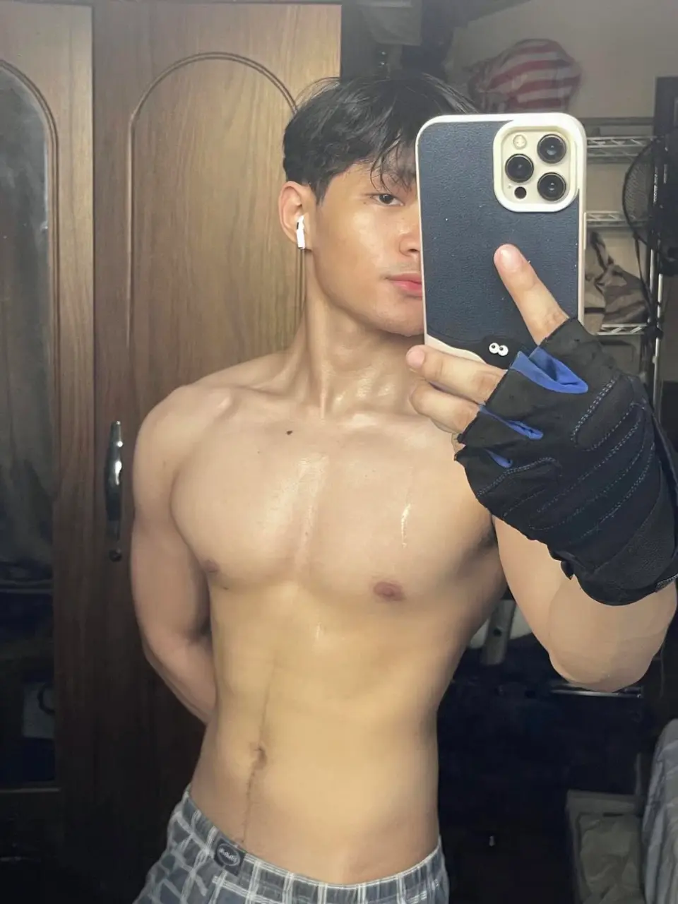 กล้ามคนหล่อ 2