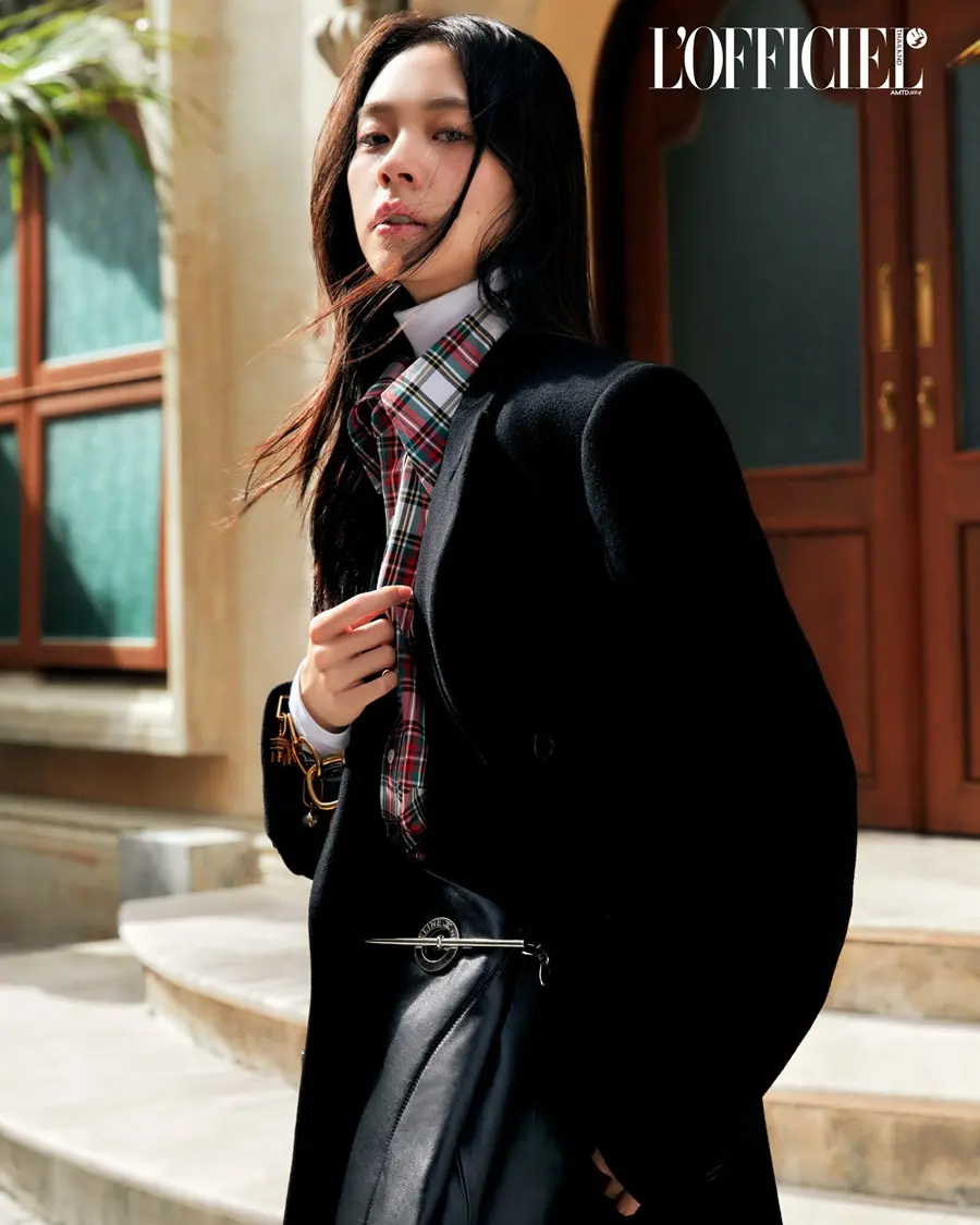 เอินเอิน-ฟาติมา @ L&rsquo;OFFICIEL Thailand November 2025