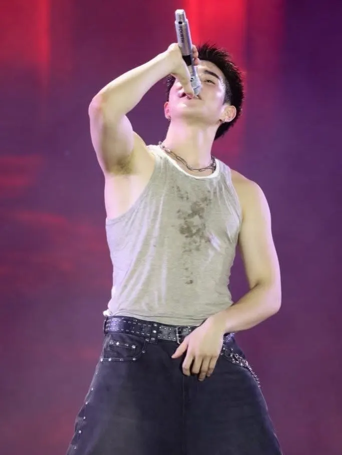 ฟัดทั้งวันไม่มีเบื่อ