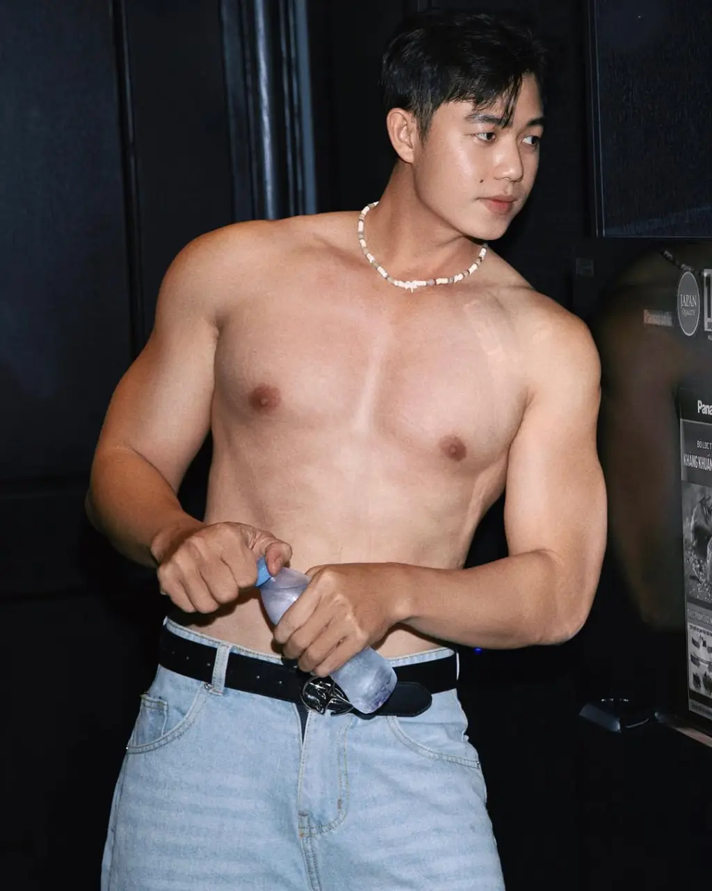 Cool guy : HIMA PHẠM