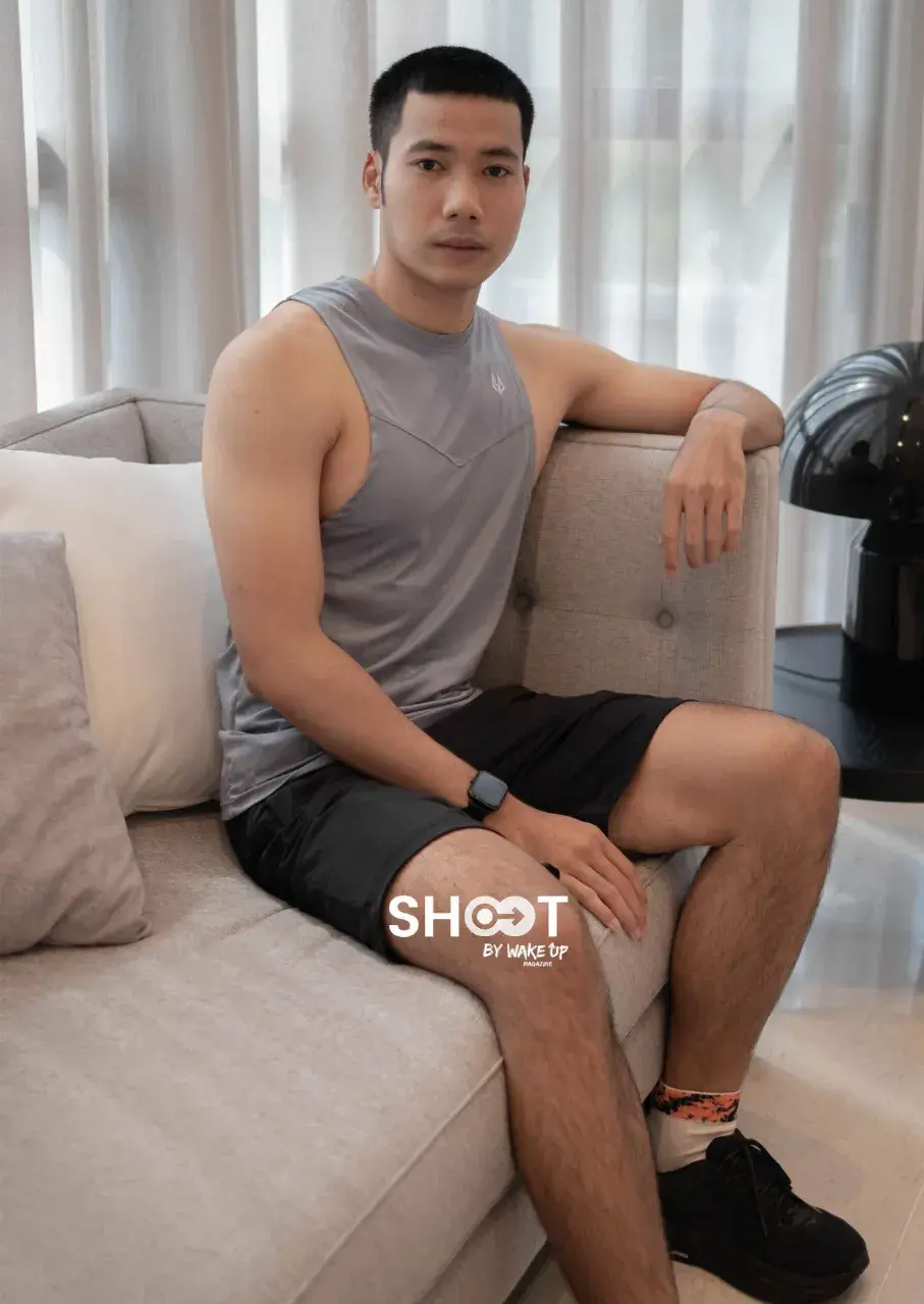 SHOOT ISSUE 33