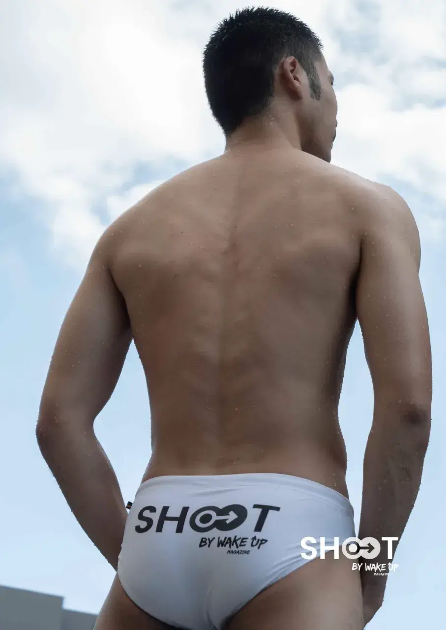 SHOOT ISSUE 33