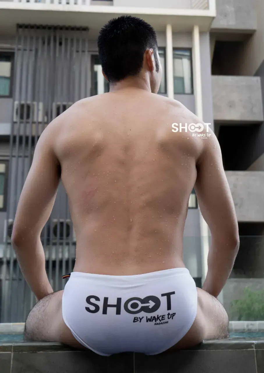 SHOOT ISSUE 33