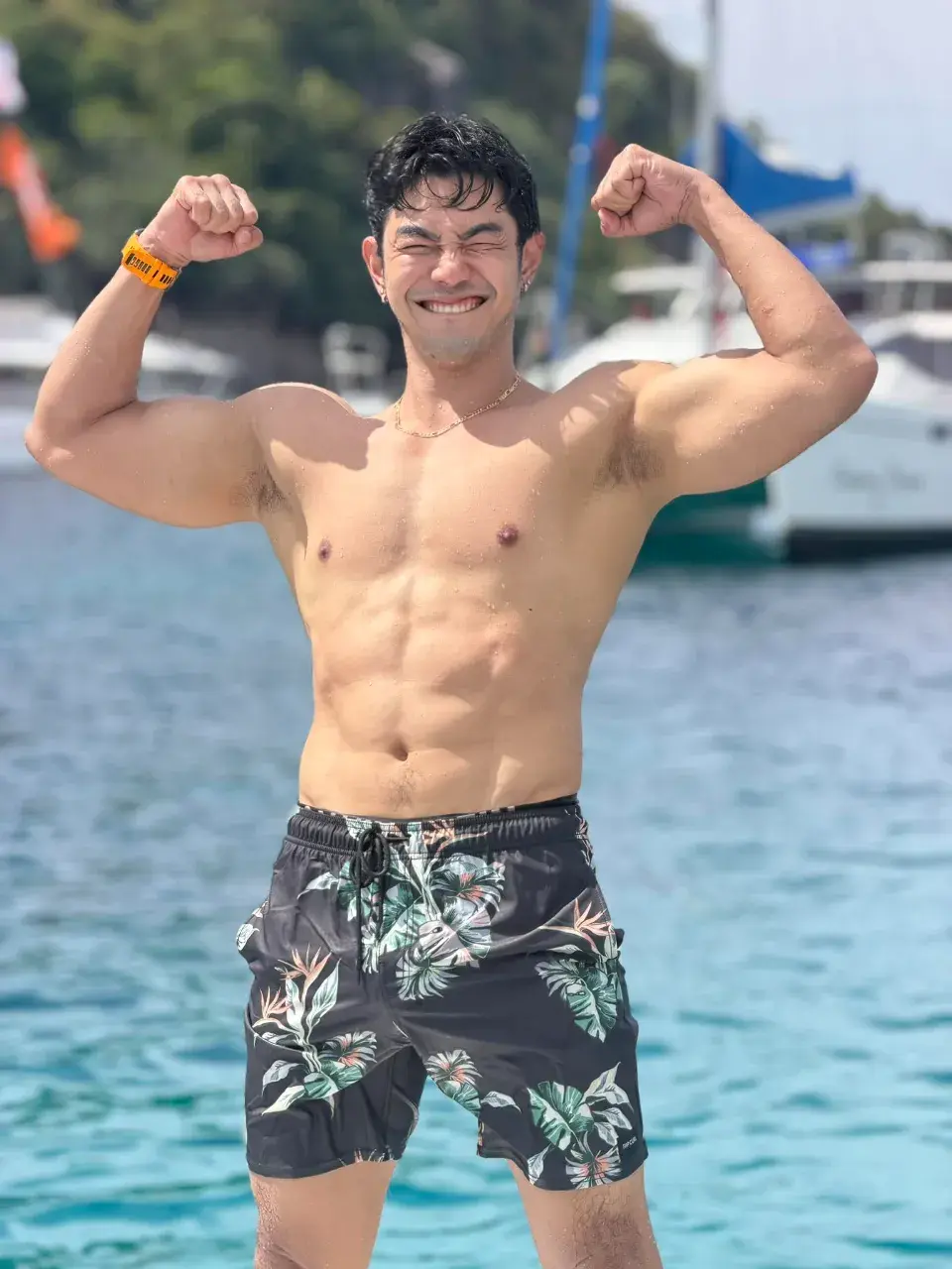 พี่ก็แน่นกันเกิ้น