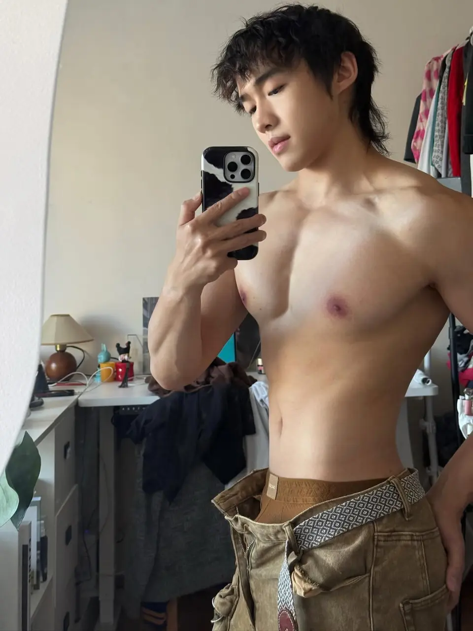 Cool and cute guy : 吕宁
