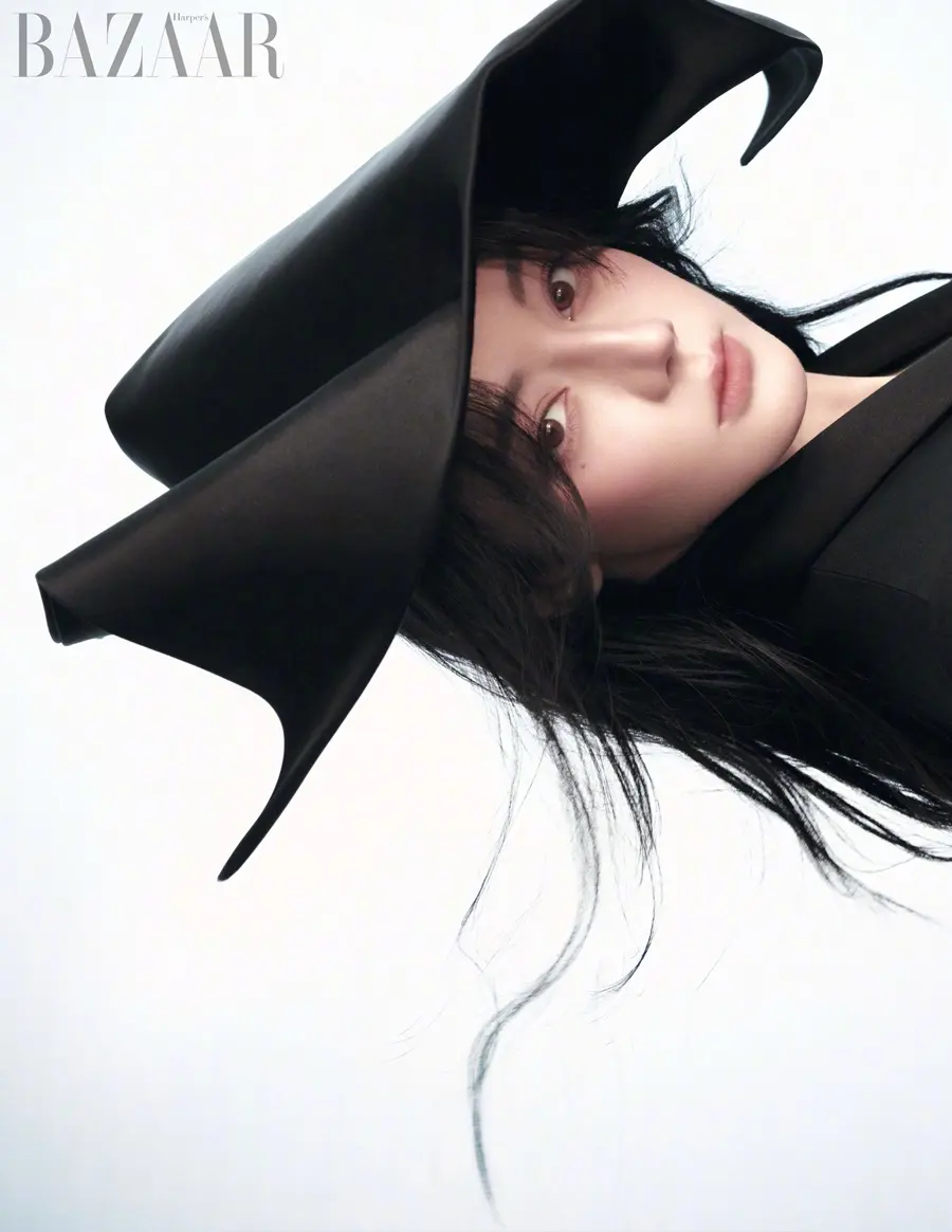 Dilraba @ Harper's BAZAAR China January 2026