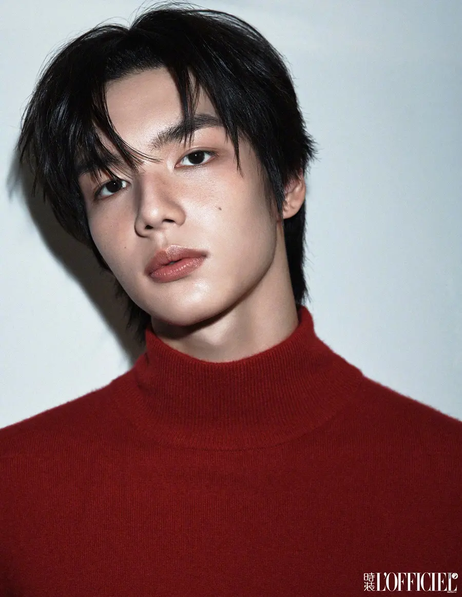 SMTR25 @ L&rsquo;OFFICIEL China December 2025