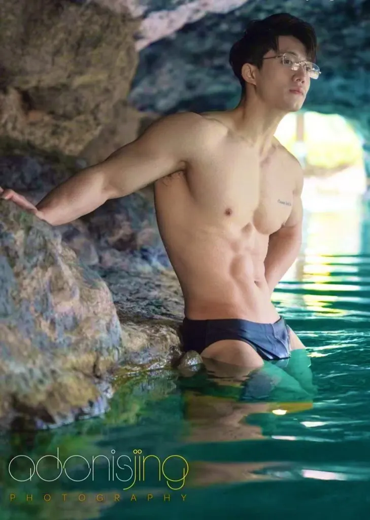 รูปหล่อเร้าอารมณ์ . 14