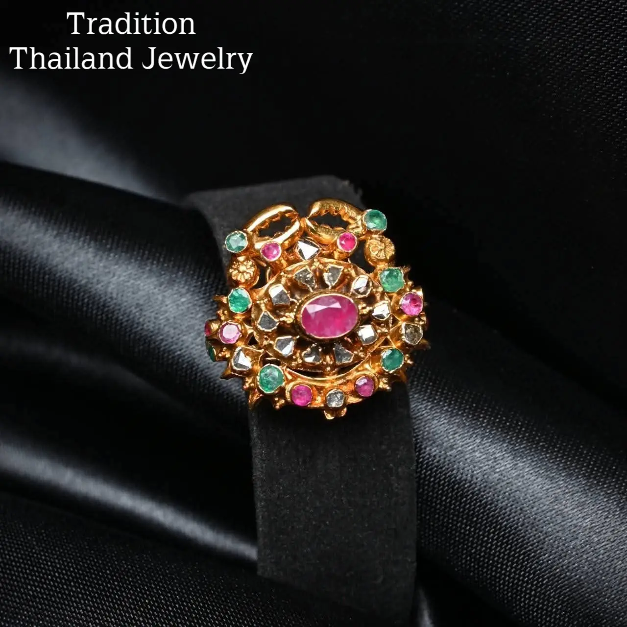 Thailand:Traditional Thai Jewelry.เครื่องทองโบราณ