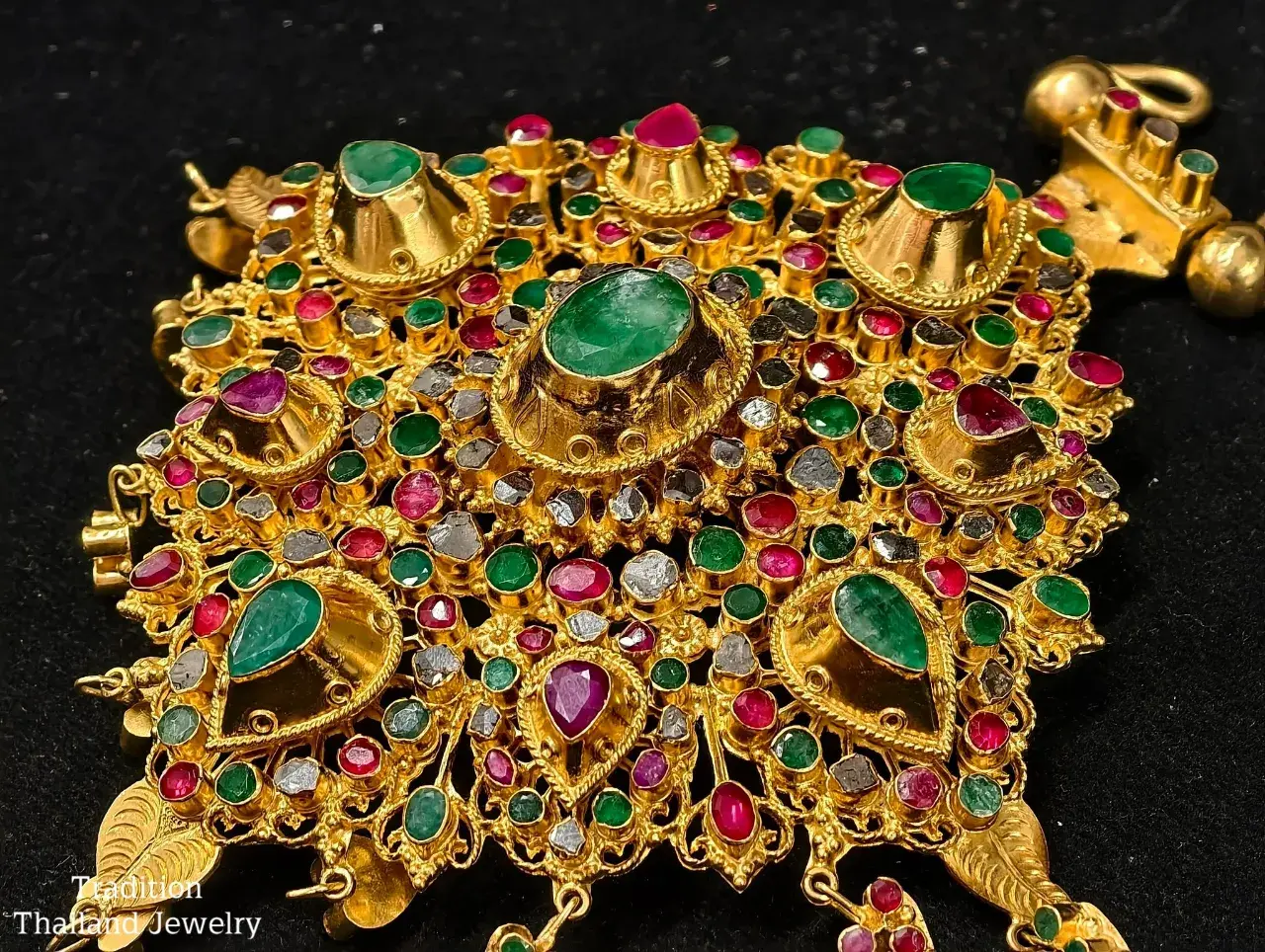Thailand:Traditional Thai Jewelry.เครื่องทองโบราณ
