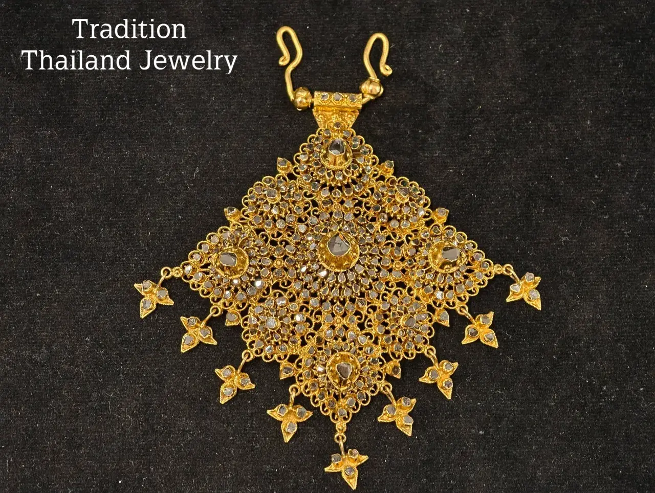 Thailand:Traditional Thai Jewelry.เครื่องทองโบราณ