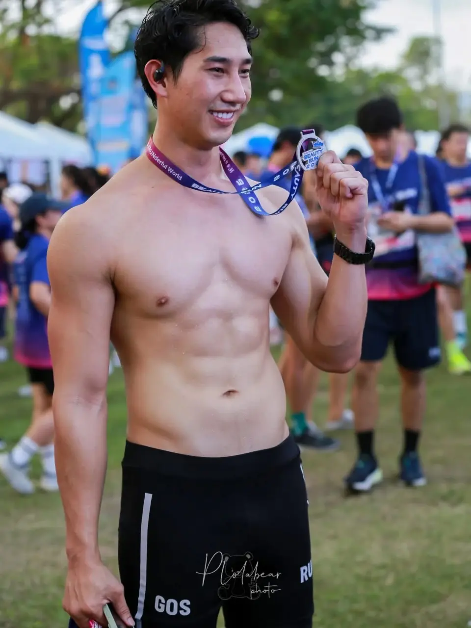 วิ่งไปแซ่บไป