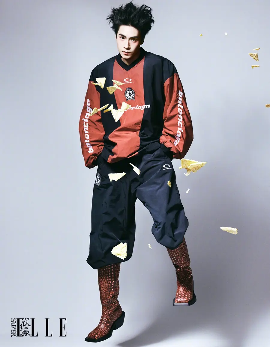 Hu Yitian @ SuperELLE China January 2026