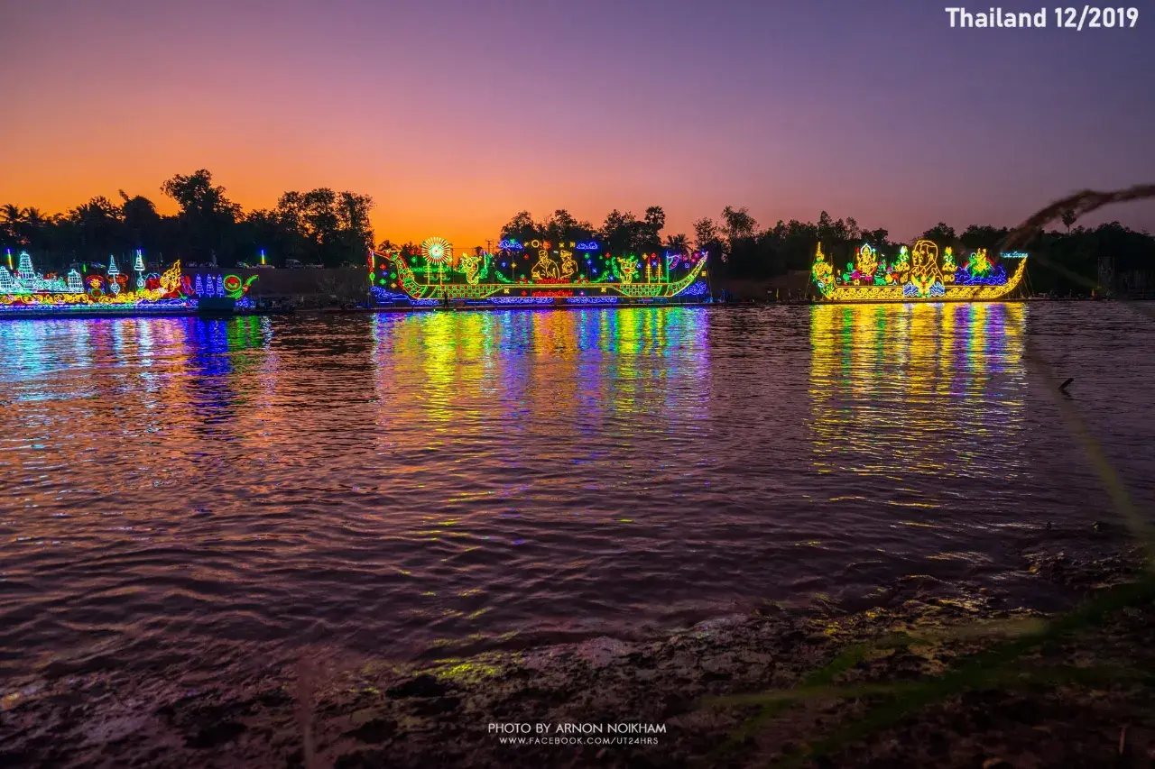 LAI PHAE FAI Illuminated Raft Procession 🇹🇭