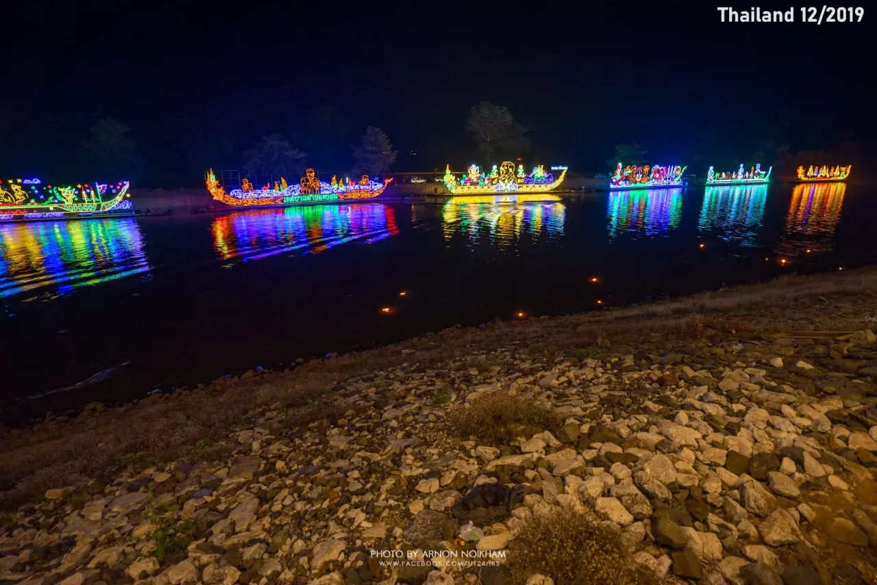 LAI PHAE FAI Illuminated Raft Procession 🇹🇭