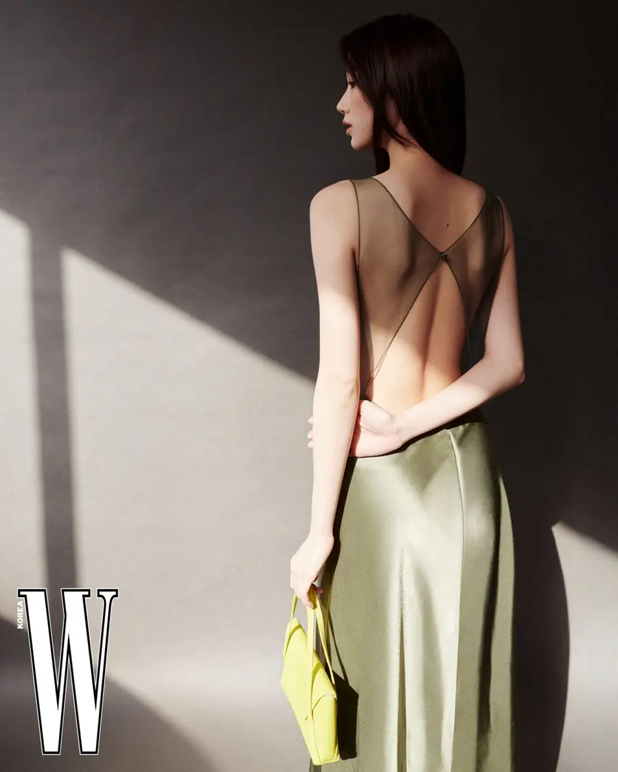 (LE SSERAFIM) Kazuha @ W Korea February 2026