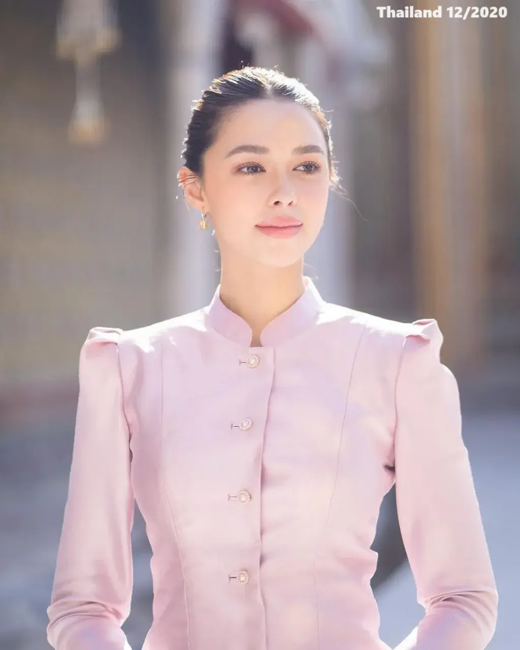 Patricia Good in Chud Thai Amarin National Dress 🇹🇭