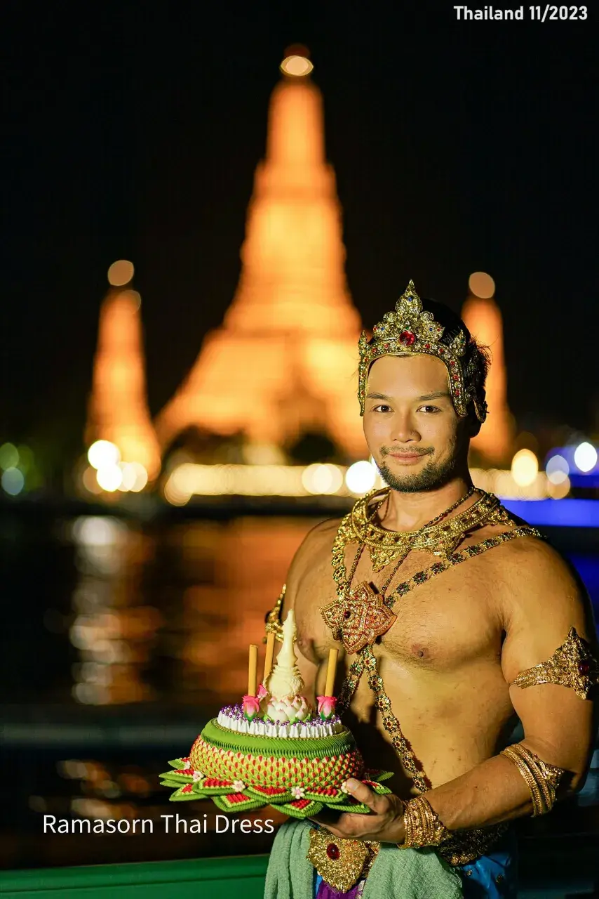 Loy Krathong 2024 in Thai Style 🇹🇭