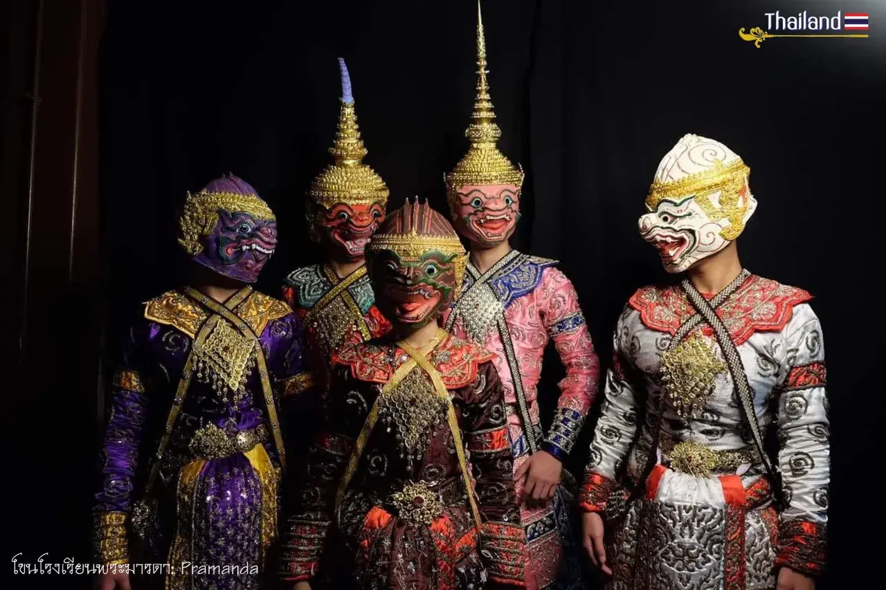 Young Khon Performers 🇹🇭