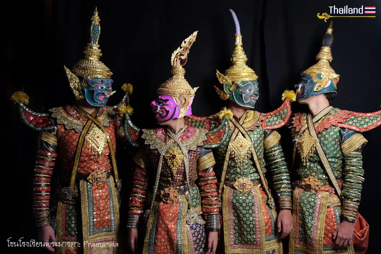 Young Khon Performers 🇹🇭