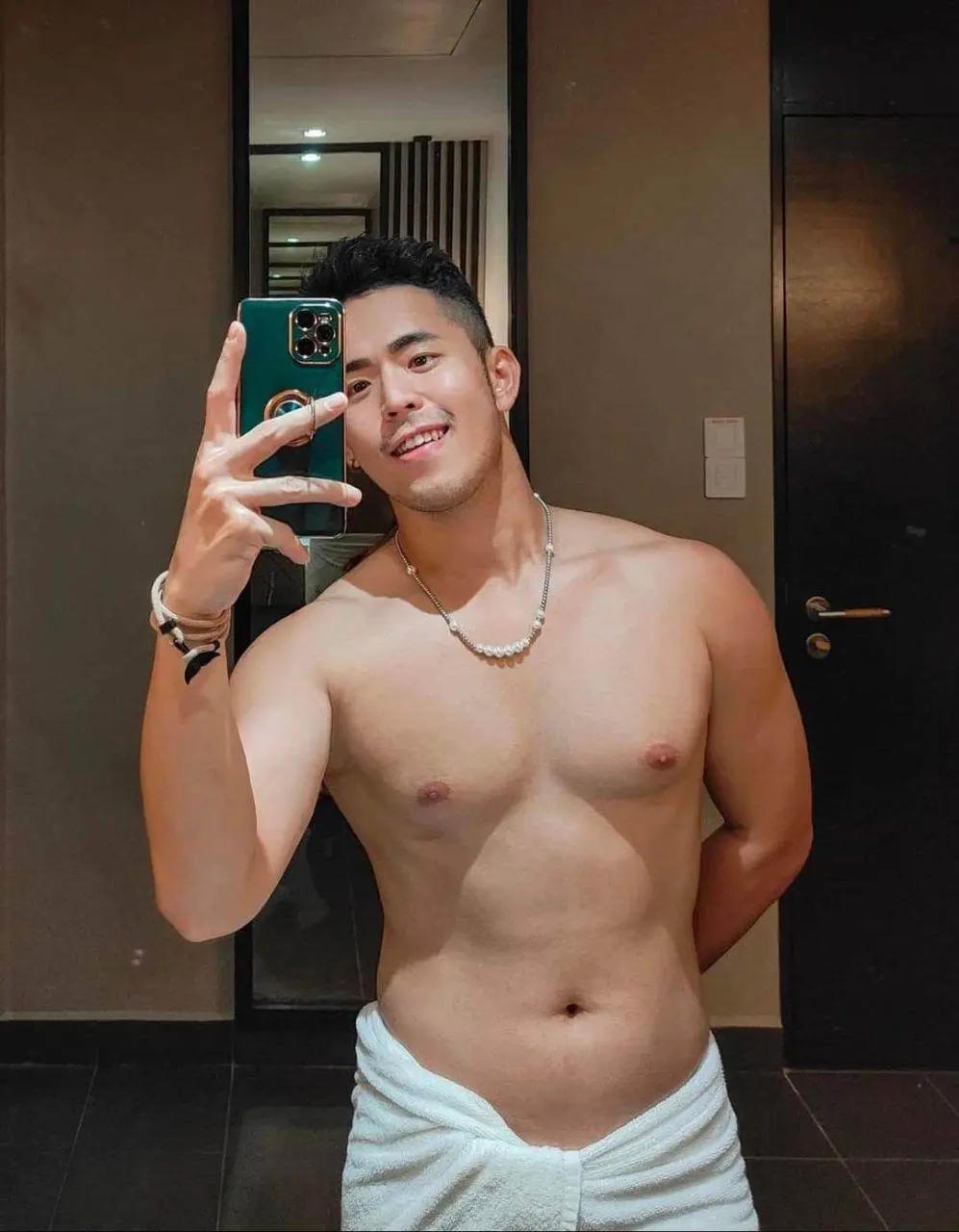 Dance Instructor : David Ang Hs 大衛洪