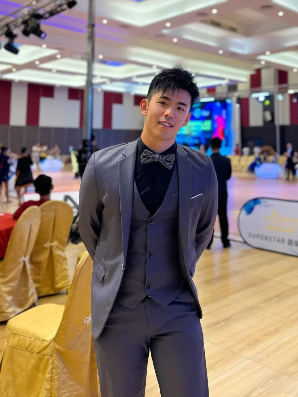 Dance Instructor : David Ang Hs 大衛洪