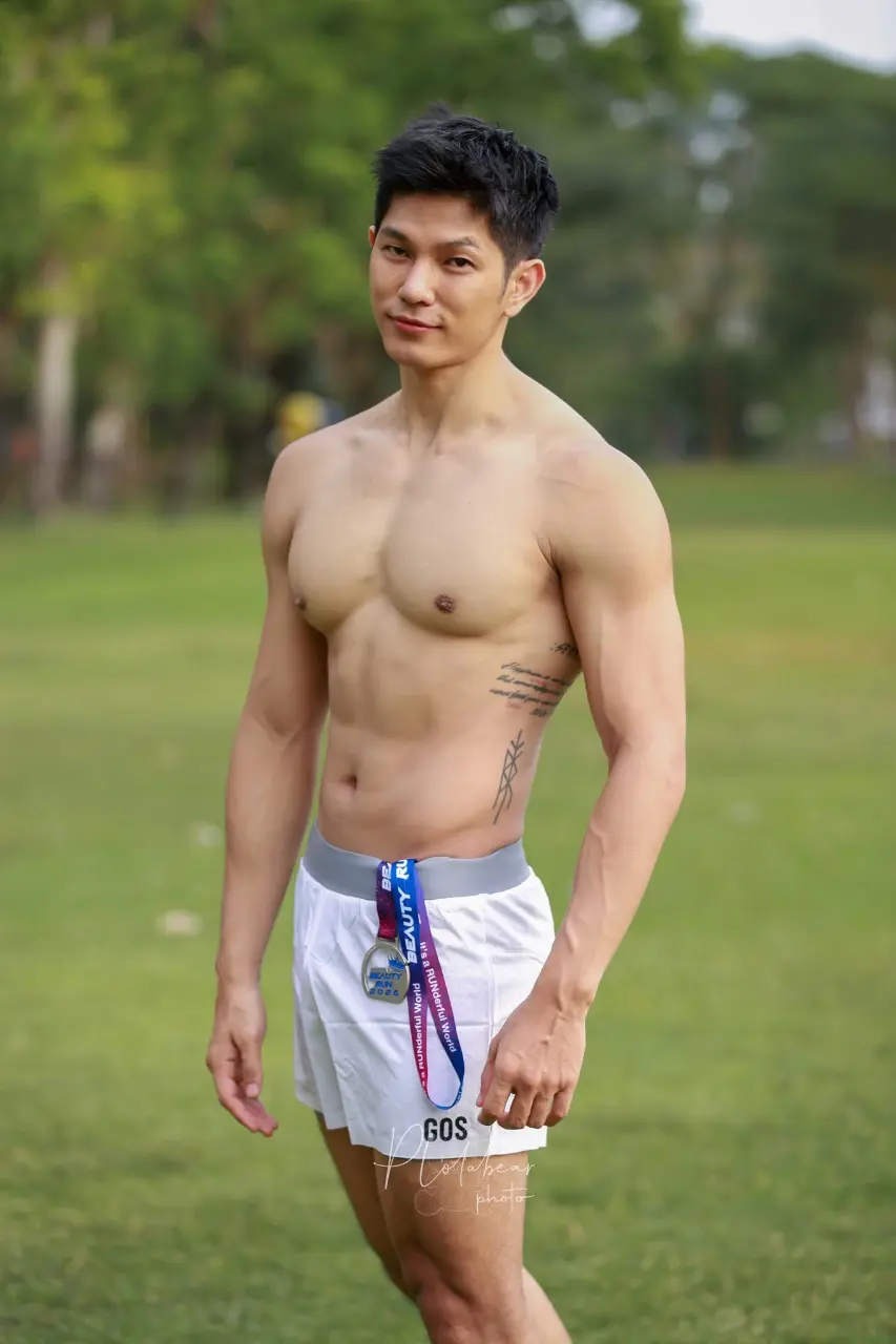 ถอดโชว์เรือนร่าง 2971