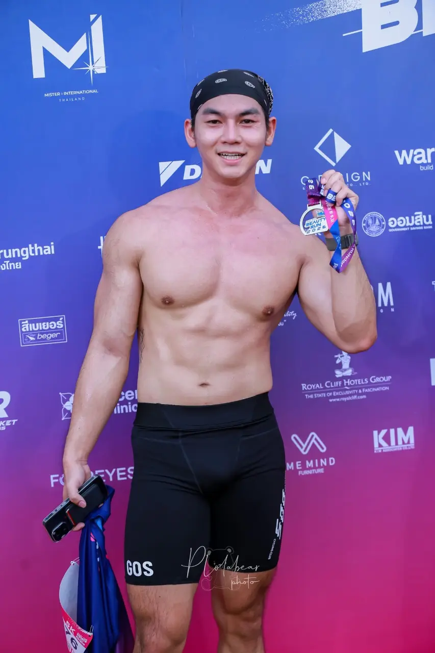 ถอดโชว์เรือนร่าง 2971