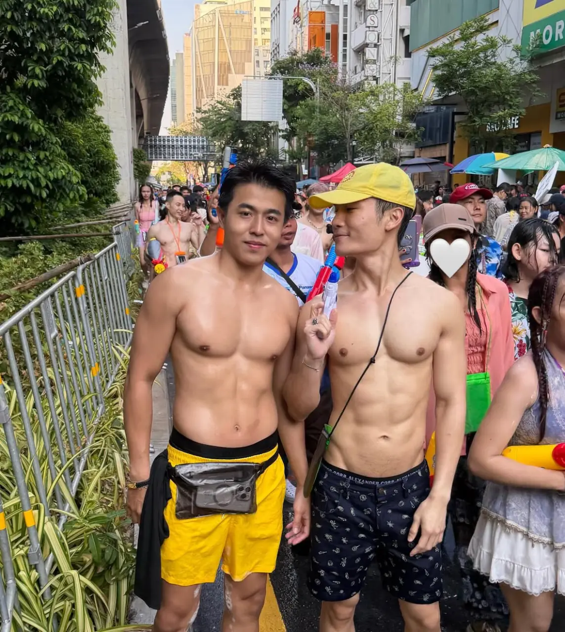 สงกรานต์น้ำเดิน