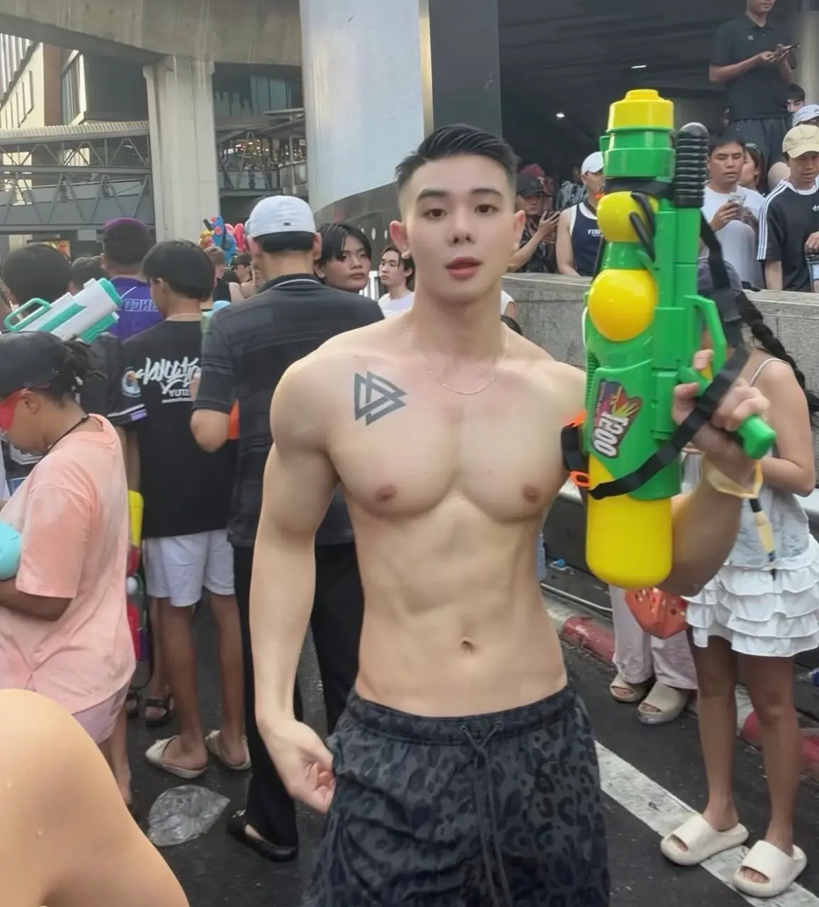 น้ำไหล