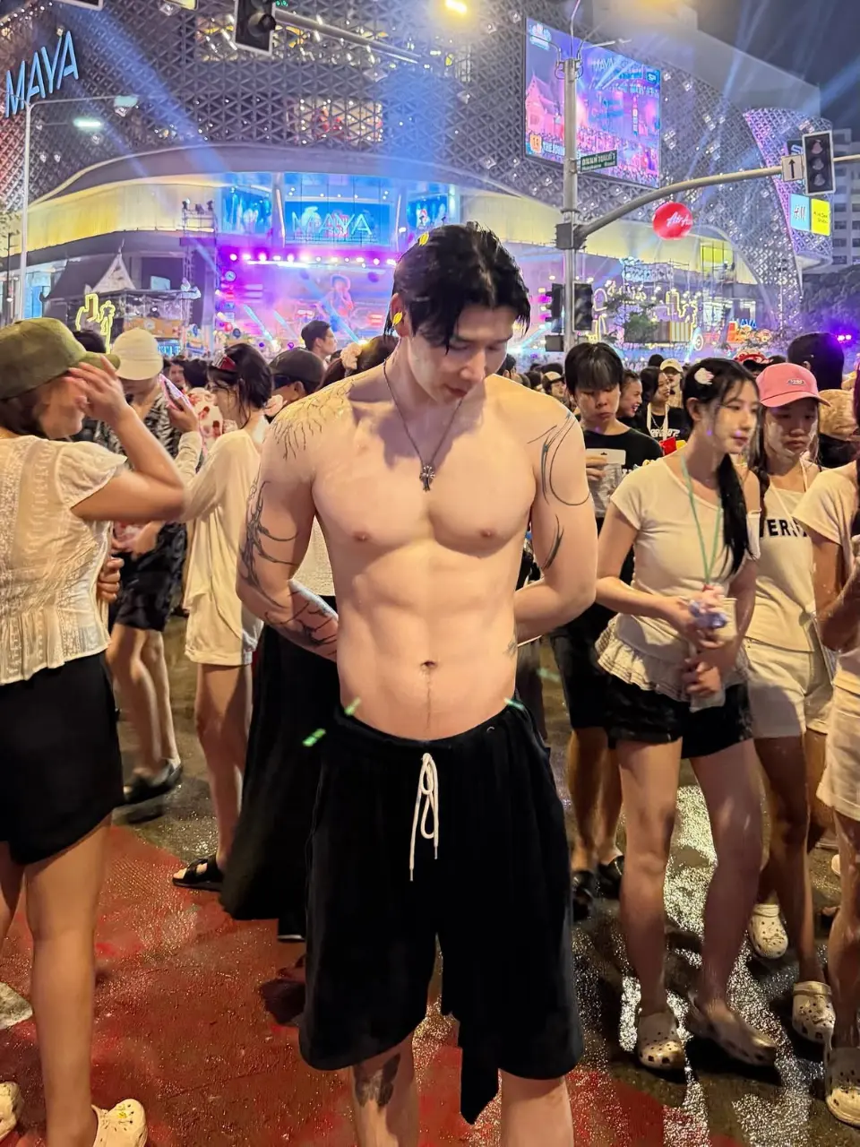 น้ำไหล