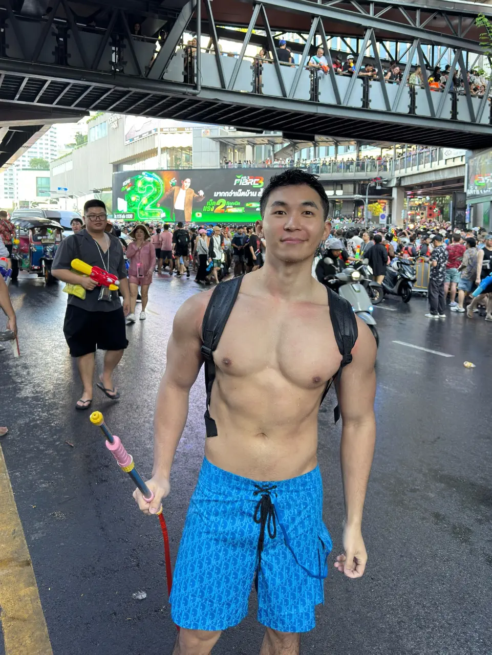 Recent photos of 牛牛爱吃菜
