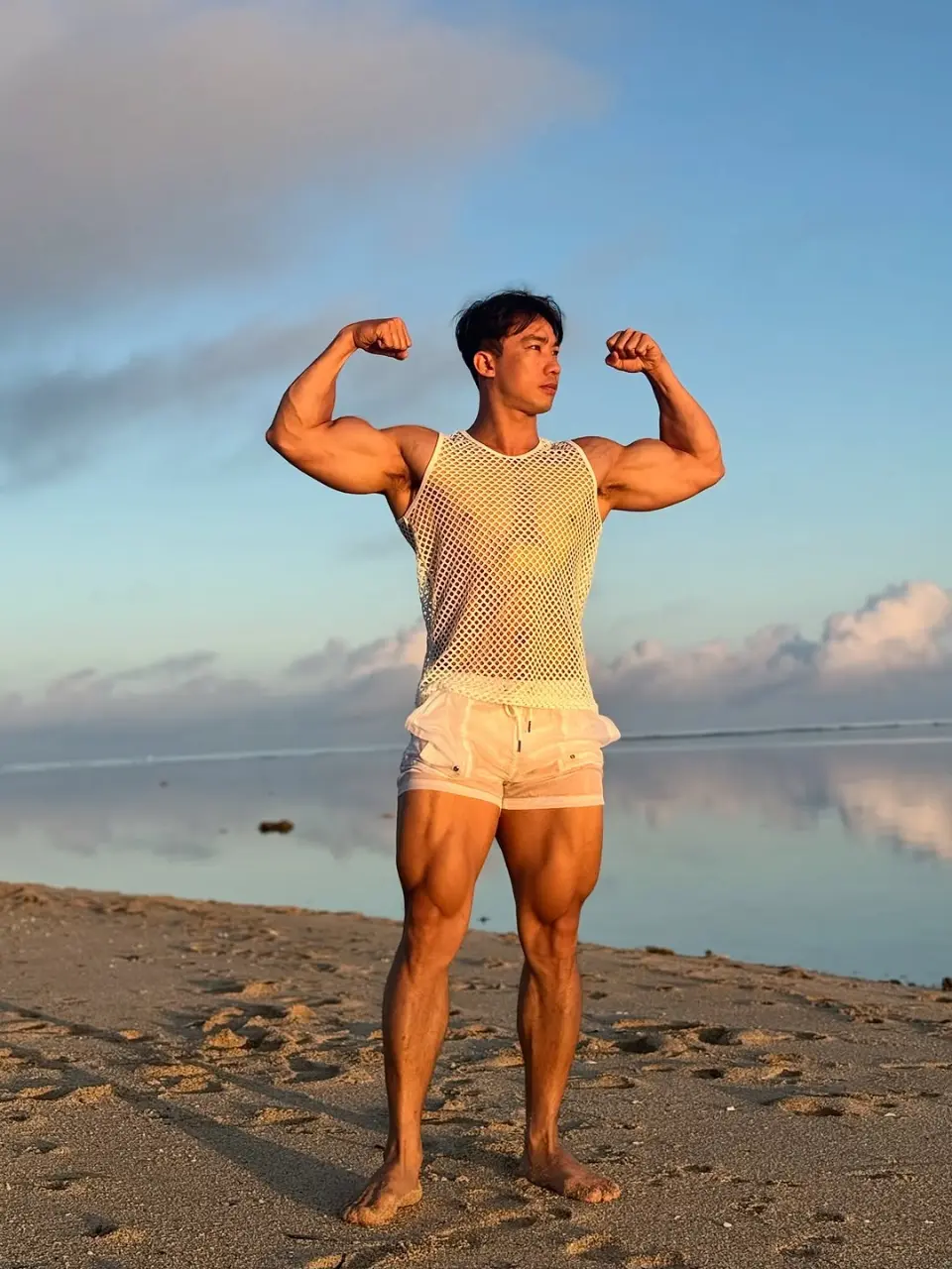 Model and online coach : Sang_Fitness