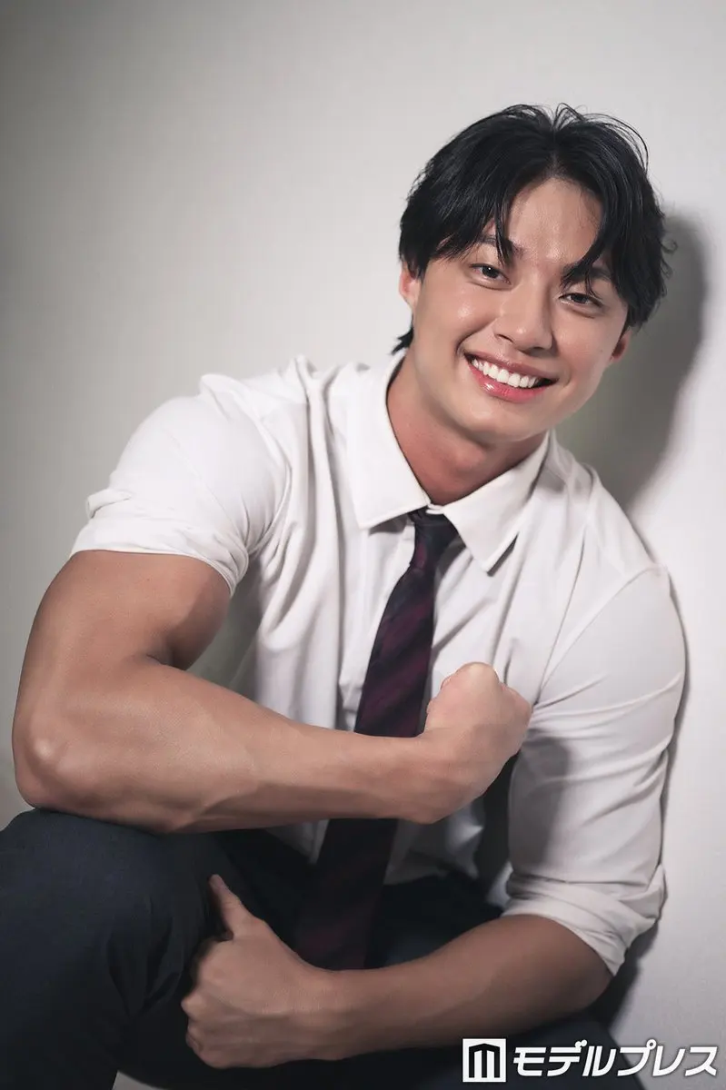 High school bodybuilder : 榎田一王