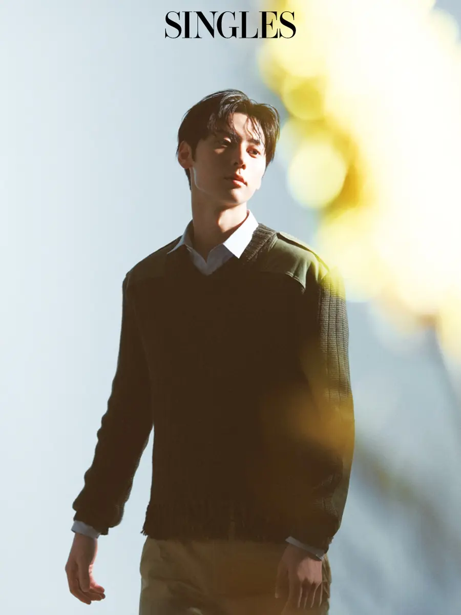 Hwang Minhyun @ SINGLES Korea April 2026