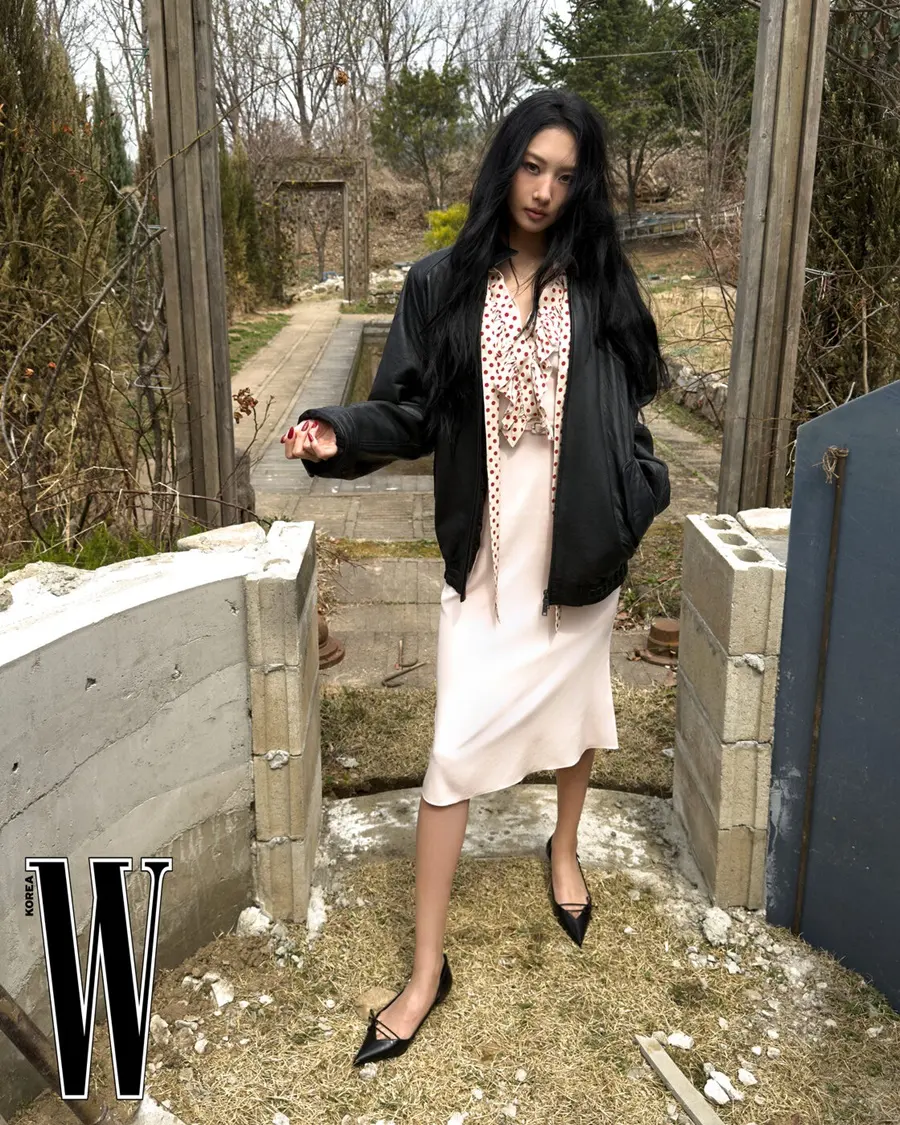 (MEOVV) Gawon @ W Korea May 2026