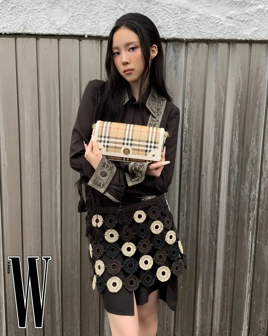 (MEOVV) Narin @ W Korea May 2026
