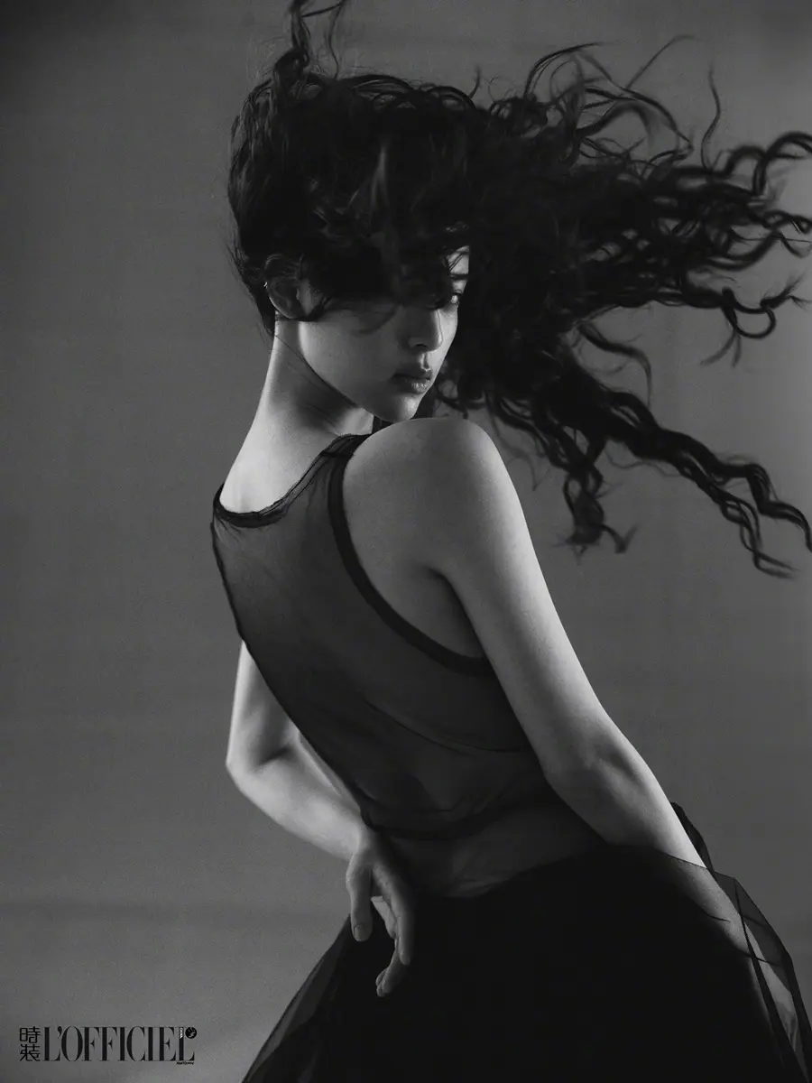 Ouyang Nana @ L&rsquo;OFFICIEL China May 2026