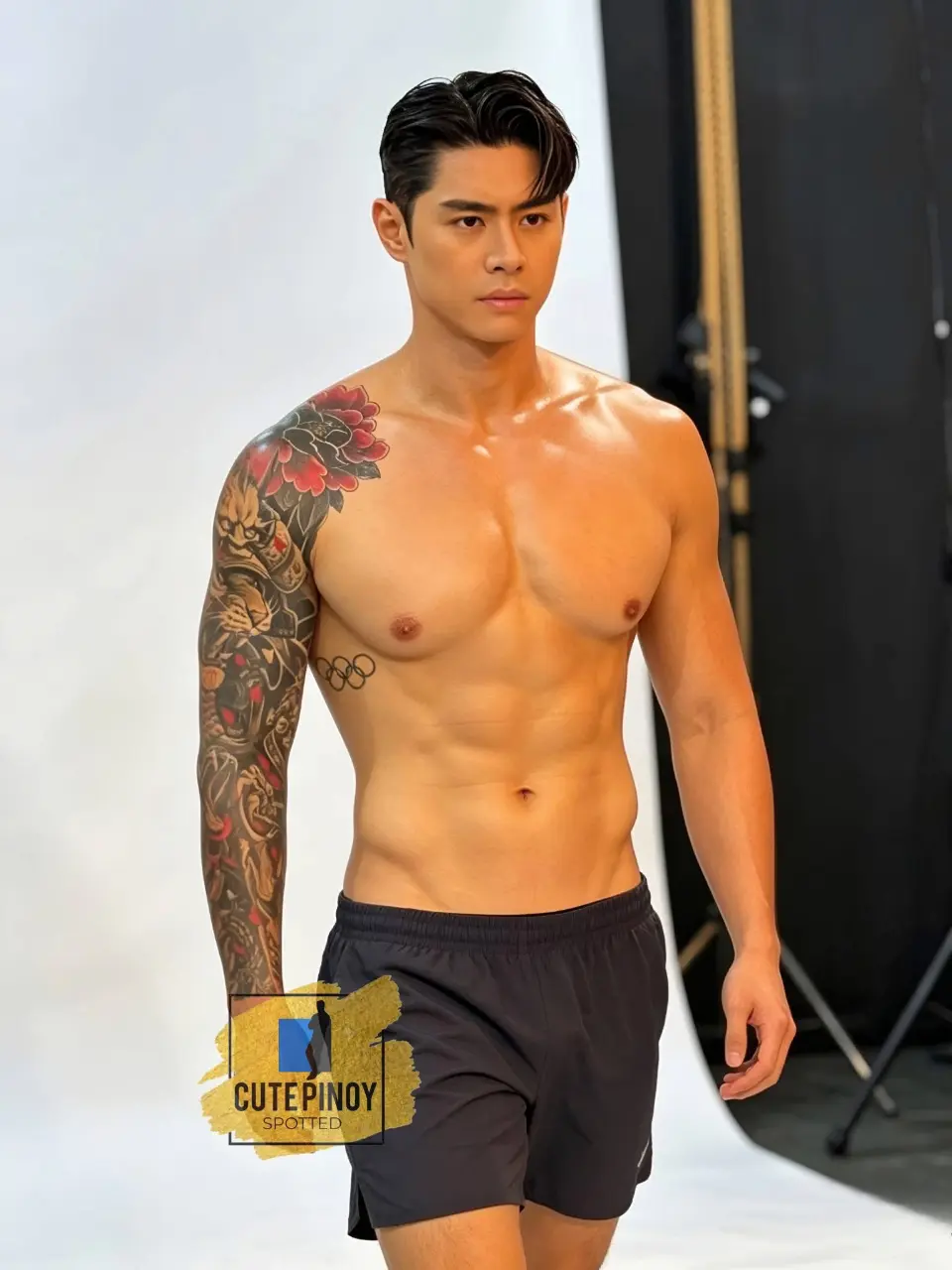 ถอดโชว์เรือนร่าง 2975