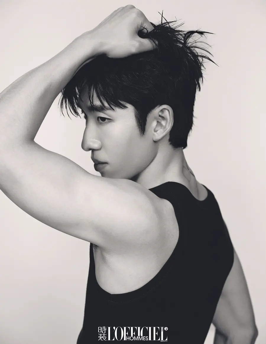 Lin Xiaojun @ L’OFFICIEL HOMMES China May 2026