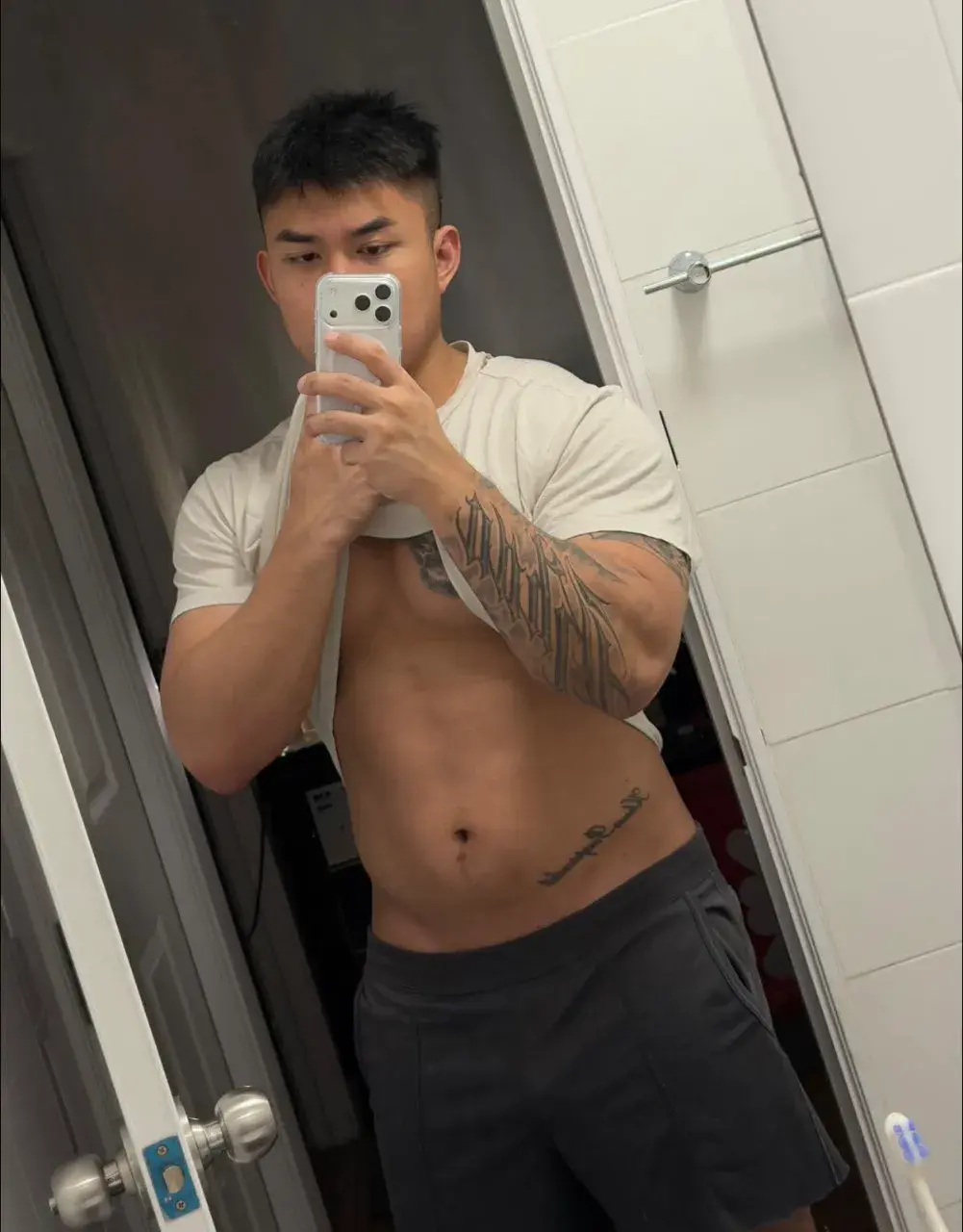 Male001 จำได้มั้ยยย หนุ่มหล่อดาวทวิตชื่อดัง