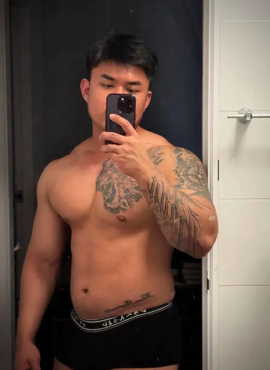 Male001 จำได้มั้ยยย หนุ่มหล่อดาวทวิตชื่อดัง