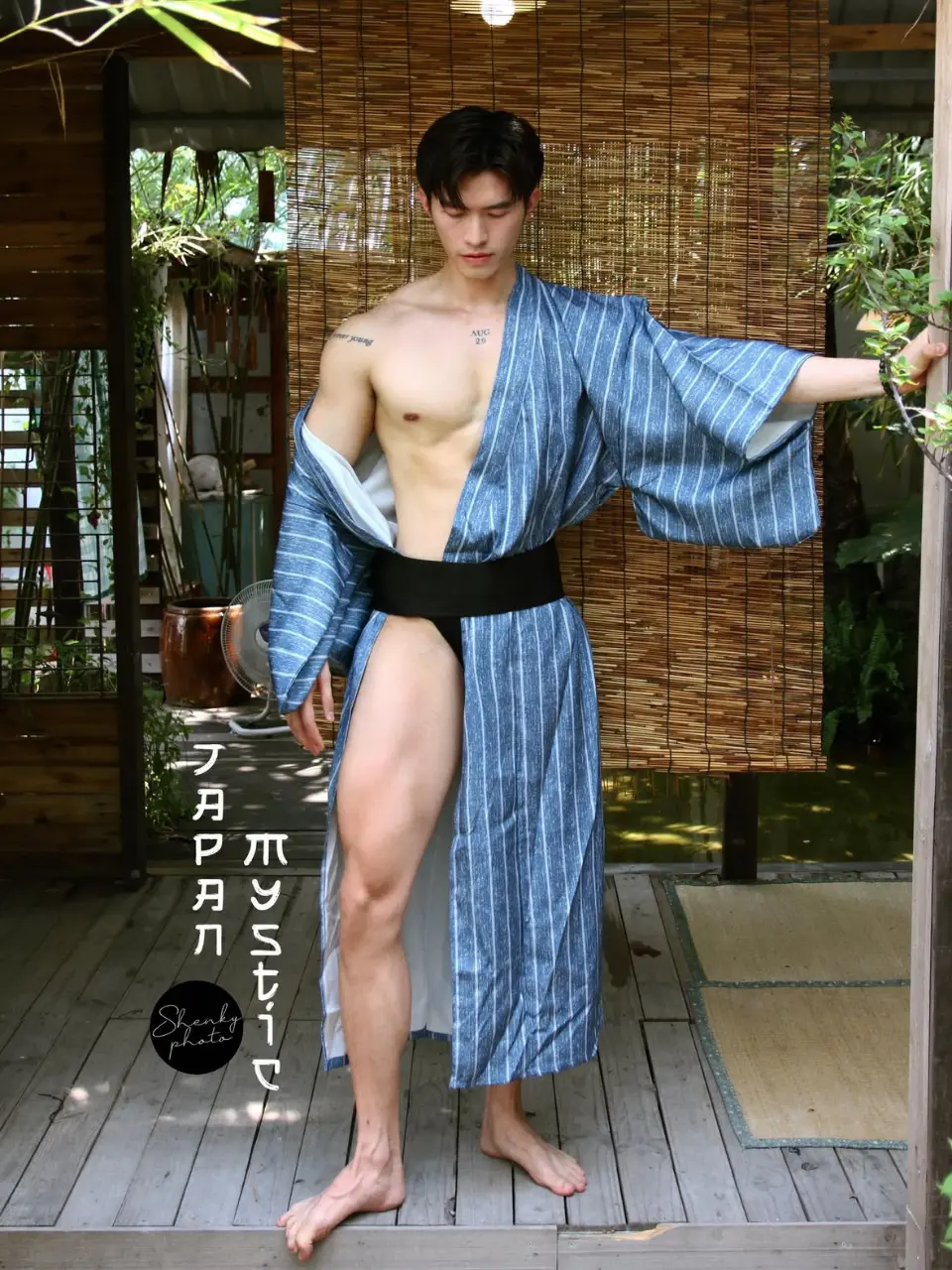 ถอดโชว์เรือนร่าง 2977