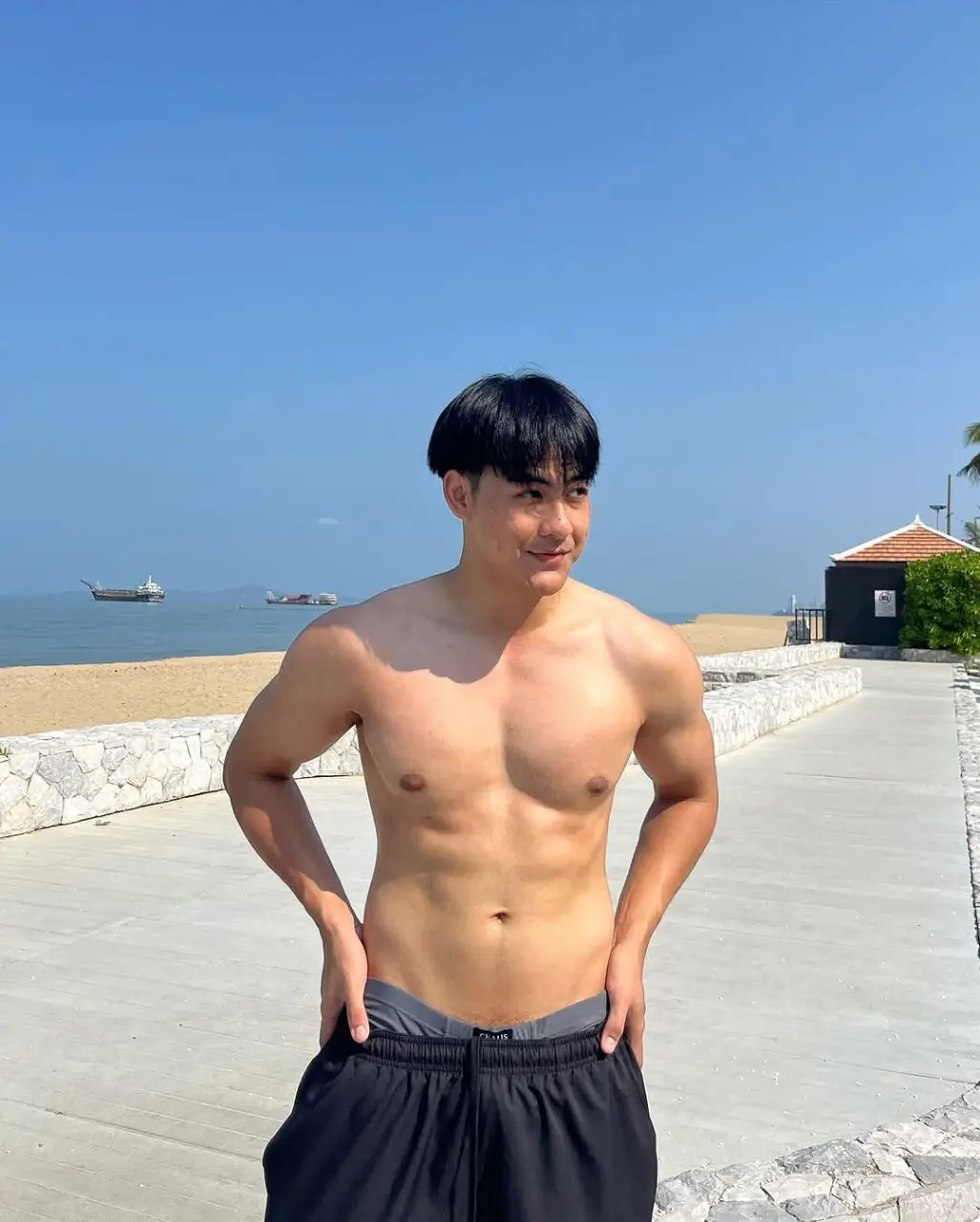 ถอดโชว์เรือนร่าง 2978