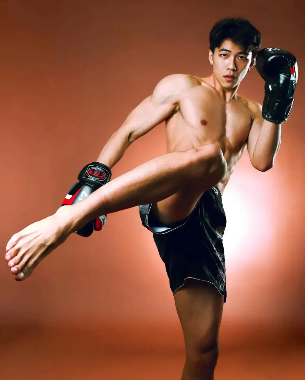 อวดหุ่นเทพ
