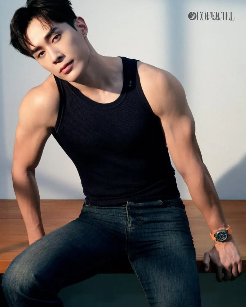 Tyler Ten @ L&rsquo;OFFICIEL HOMMES Singapore June-July 2026