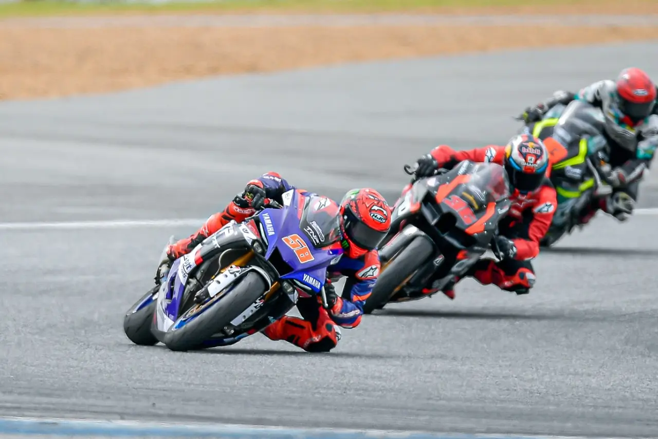 Actor & Racer：Ohm Pawat