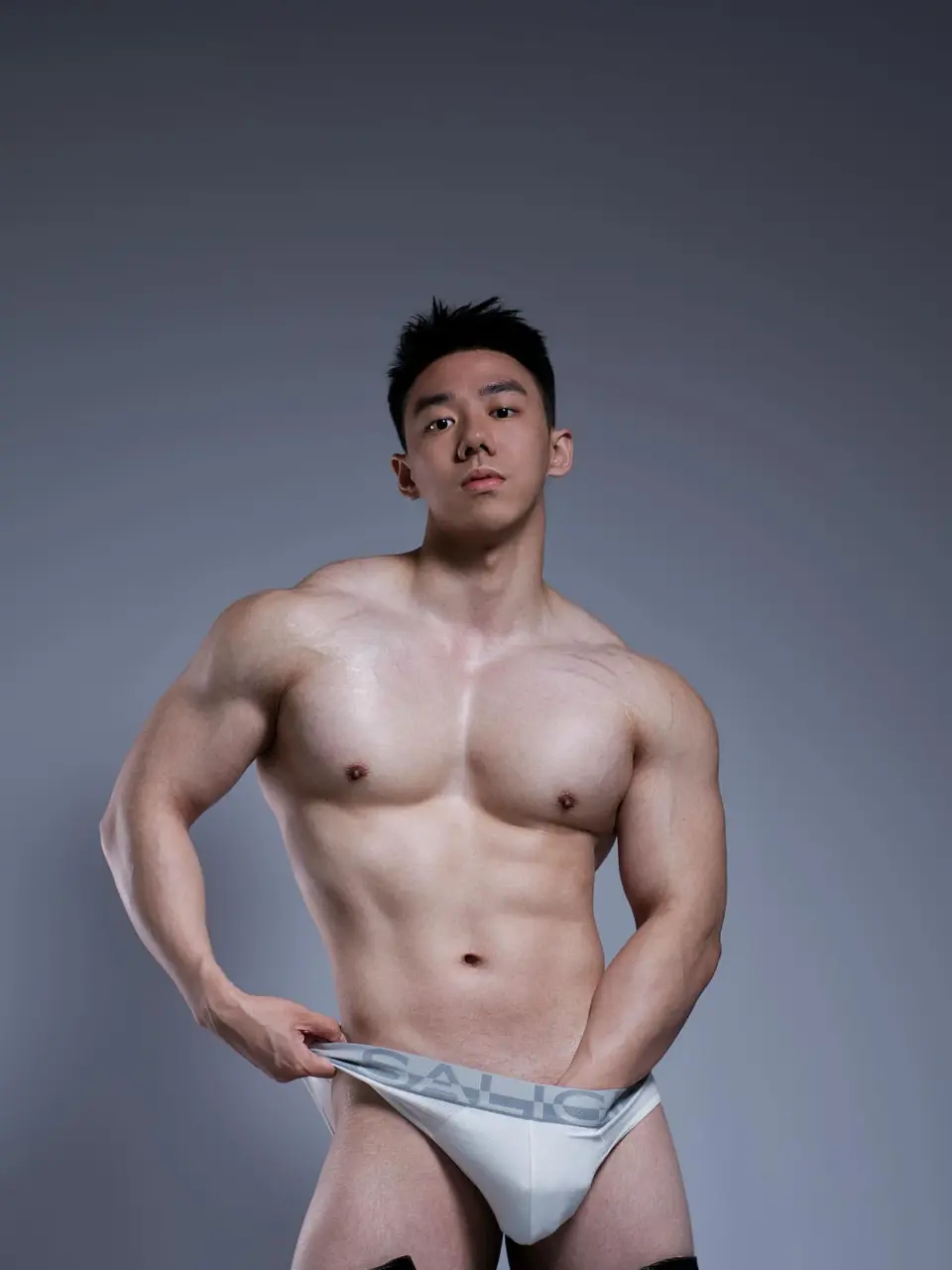 Gogo Dancer : ARTIEð°